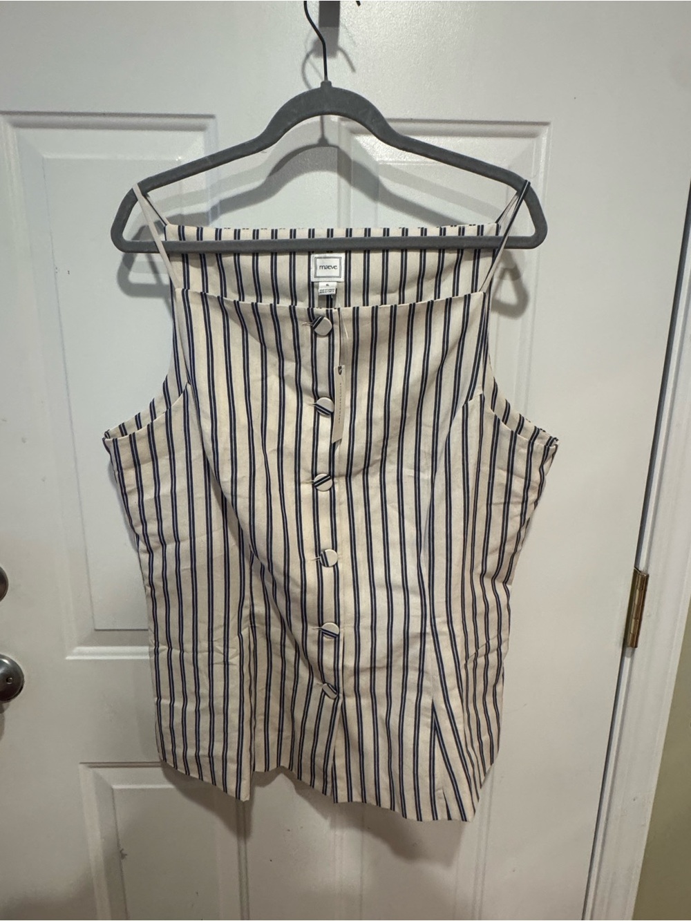 Frame Denim Cream and Navy Vertical-Stripe Button-Front Camisole